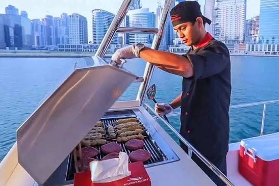 Afternoon Yacht Tour – Dubai Marina